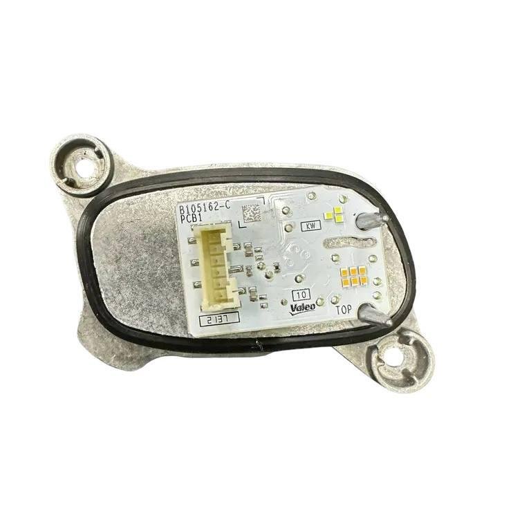 R  Xenona Bloks 22166135V